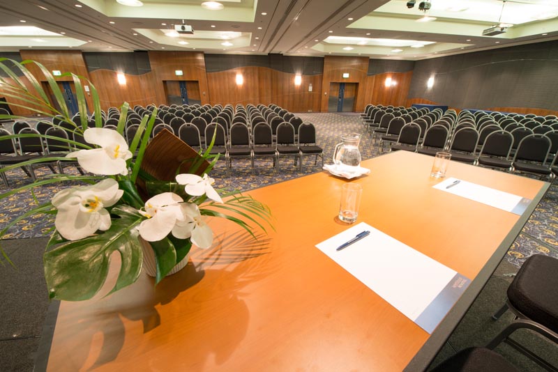 Novotel Wollongong Northbeach Dee Krammer